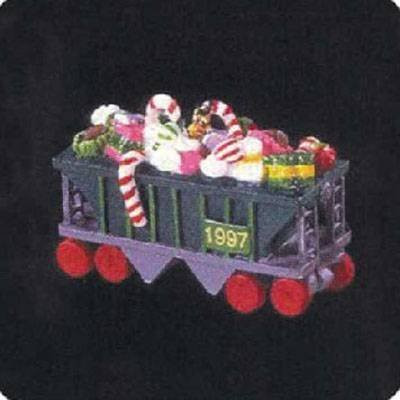 Hallmark Candy Car Noel RR 9th in Series 1997 Miniature Ornament