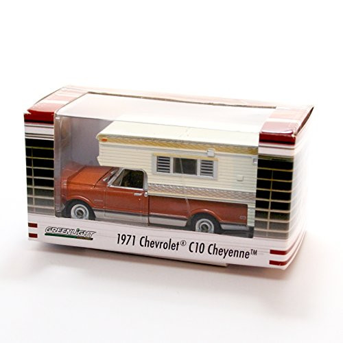 1971 CHEVROLET C10 CHEYENNE WITH LARGE CAMPER (Brown/White) * Hobby Exclusive * 2015 Greenlight Collectibles Limited Edition 1:64 Scale Die Cast Vehicle