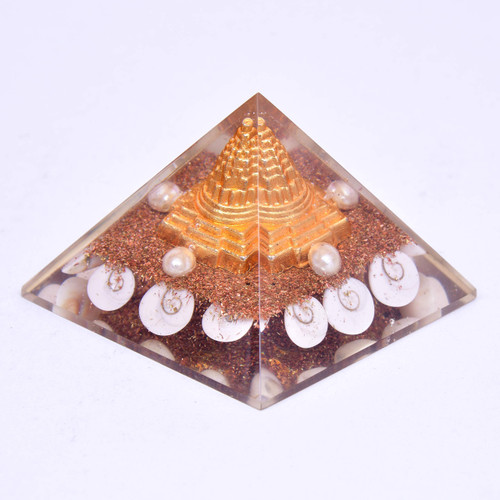 Orgone Pyramid Gomti Chakra with Orgone Healing Crystal Shri Yantra Orgonite Pyramid for Positive Energy EMF Protection