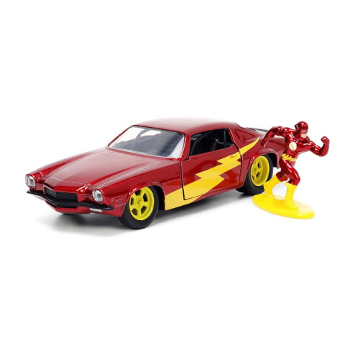Jada Toys DC Comics 1:32 1973 Chevy Camaro Die-cast Car with The Flash Die-cast Figure, Toys for Kids and Adults, Red Jada Toys DC Comics 1:32 1973 Chevy Camaro Die-cast Car with The Flash Die-cast Figure, Toys for Kids and Adults, Red