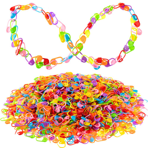 Colarr 2000 Pcs Colorful Stitch Markers Plastic Knitting Markers Lightweight Crochet Markers Locking Place Stitch Counters for Crocheting Safety Crochet Pins Weave Needle Crochet Clips for DIY Craft
