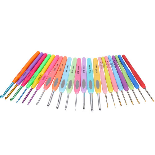 22Pcs Crochet Hooks Yarn Hook Crochet Aluminum Crochet Hook Crochet Hook Set Soft Rubber Handle Crochet Hook Kit TPR Knitting Needles Set Weaving Tools