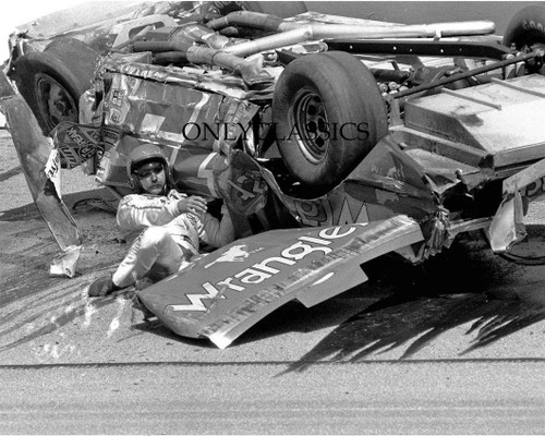 OnlyClassics 1982 POCONO DALE EARNHARDT STOCK CAR CRASH AUTO RACING WRECK 8X10 PHOTO NASCAR OnlyClassics 1982 POCONO DALE EARNHARDT STOCK CAR CRASH AUTO RACING WRECK 8X10 PHOTO NASCAR