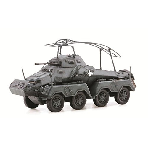 Dragon Models  Sd.Kfz.232 1.Division (Motorisiert) "LAH" Poland 1939 Model Kit (1/72 Scale)