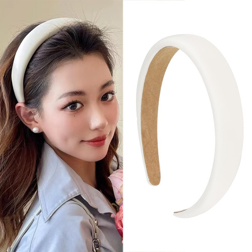 White Padded Headband Hairband for Women Wide Thick Plain Hair Head Band for Girls Simple Solid SpongeHairbands Headbands No Slip Trendy Satin Hair Bands Hoop No Teeth Womens Hair Accessories