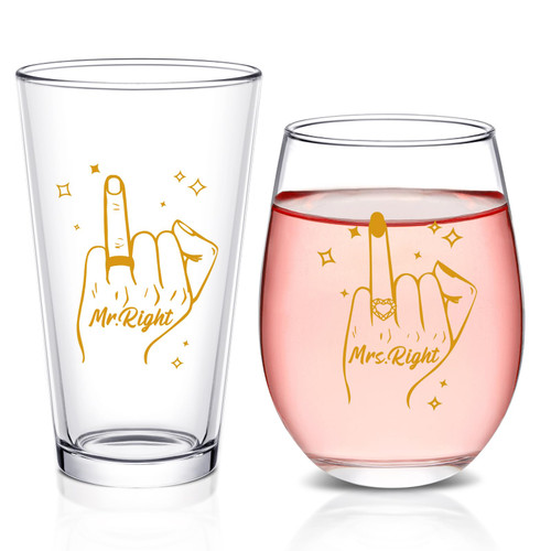 Futtumy Wedding Gifts For Newlyweds, Mr Mrs Right Stemless Wine Glass & Beer Glass Set for Couple Newlyweds Mr & Mrs Bride Groom Her Him, Ring Finger Glass Set for Engagement Gift Bridal Shower Gift