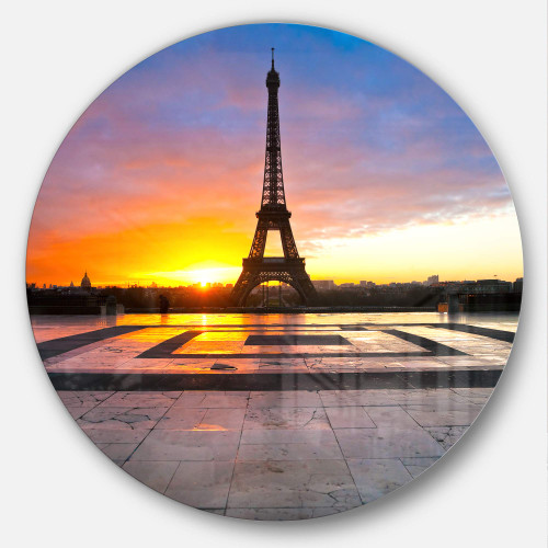 Designart Eiffel Tower at Beautiful Sunrise Landscape Photo Metal Artwork-Disc of 23 inch, 23'' H x 23'' W x 1'' D 1P, Yellow