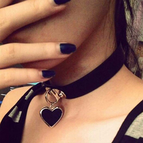 Evild Punk Leather Choker Black PU Collar Choker Heart Circle Pendant Gothic Chokers Rock Adjustable Choker Necklace for Women and Girls (Heart) Evild Punk Leather Choker Black PU Collar Choker Heart Circle Pendant Gothic Chokers Rock Adjustable Choker Necklace for Women and Girls (Heart)