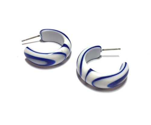 Blue and White Hoops | vintage lucite marbled small simple agate hoop earrings - SIMSM-BL-1