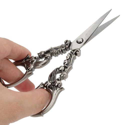 Vintage Craft Shears Embroidery Scissors Professional Stainless Steel Scissors Retro Scissors for Embroidery Craft Needle Work Everyday Use