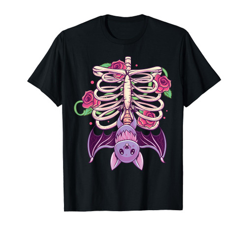 Witchy Pastel Goth Rib Cage Bat Nu Goth Aesthetic Creepy Bat T-Shirt