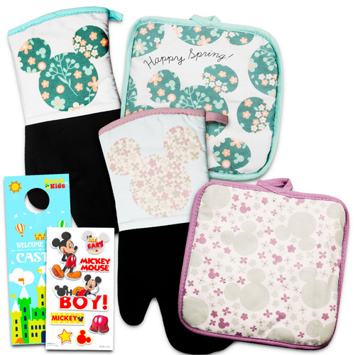 Classic Disney Mickey & Minnie Kitchen Supplies Set - Bundle with Black & Red Classic Mickey & Minnie Mouse Pot Holders & Oven Mitts (Disney Kitchen Accessories) Classic Disney Mickey & Minnie Kitchen Supplies Set - Bundle with Black & Red Classic Mickey & Minnie Mouse Pot Holders & Oven Mitts (Disney Kitchen Accessories)