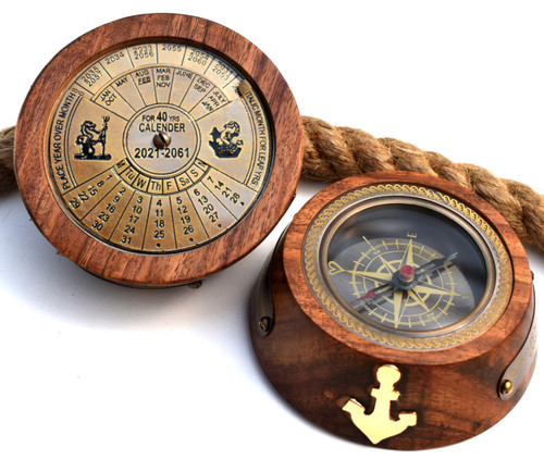 Lord is My Guide Brass Compass Gift - Engraved Scripture Prayer Compass Religious Gift for Men & Women - Baptism, Confirmation, Communion Compass for Boys Graduation Gift, Greeting Card Included