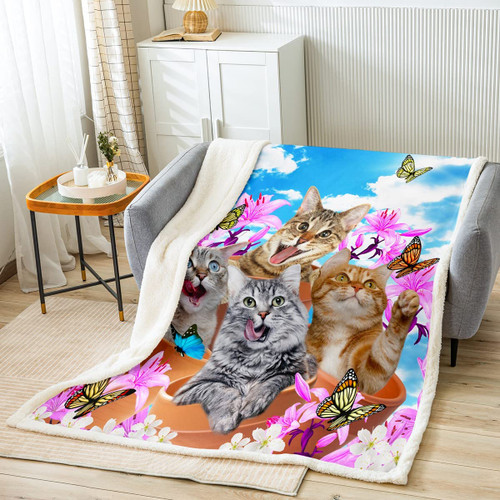 Kids Cute Cat Plush Blanket Cartoon Pet Cats Kittens Throw Blanket Cat Lovers Animal Themed Sherpa Blanket for Boys Girls Purple Floral Butterflies Fuzzy Blanket for Sofa Bed Couch, Throw 50x60 Inch