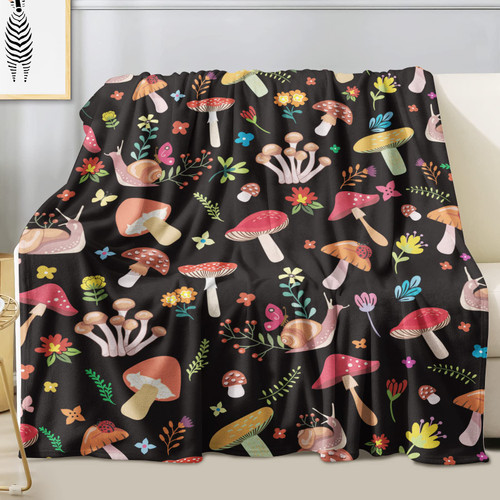 Mushroom Blanket Soft Flannel Lightweight Mushrooms Throw Blanket Mushroom Gifts for Kids Girls Boys All Season Plant Blankets for Sofa Couch Bed Decorative Mushroom Blanket Decor 60"x80"