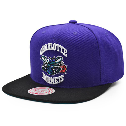 Mitchell & Ness Charlotte Hornets Snapback Hat - Purple/Black/Throwback - Basketball Cap for Men Mitchell & Ness Charlotte Hornets Snapback Hat - Purple/Black/Throwback - Basketball Cap for Men