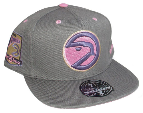 Mitchell & Ness Atlanta Hawks Lavender Dreams 25 Seasons Side Logo Fitted Size 7 1/2 Hat Cap - Gray and Pink Mitchell & Ness Atlanta Hawks Lavender Dreams 25 Seasons Side Logo Fitted Size 7 1/2 Hat Cap - Gray and Pink