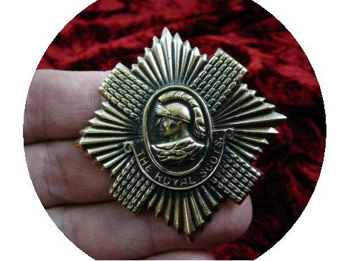 Royal Scots Soldier Victorian Repro Brass Pin Brooch Sparkling Rhinestone Women Brooch Crystal Pin Vintage Brooch Pin for Women Costume Accessory