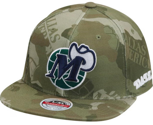 Mitchell & Ness Dallas Mavericks Tonal Camo Stretch Flex Fitted Size Large/X-Large Hat Cap - Green