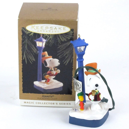 Peanuts SNOOPY FLICKERING LIGHT Light Up Collector's Series Ornament (New/1994)