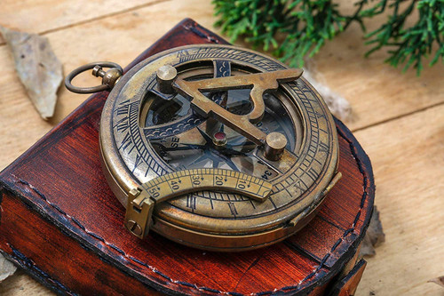 Personalized Compass, Engraved Compass, Custom Compass, Wedding Gift, Christmas, Baptism, Graduation, boy Scouts, Sundial, Nautical, Anniversary, Fathers Day (Antique Finish with Leather Box) Personalized Compass, Engraved Compass, Custom Compass, Wedding Gift, Christmas, Baptism, Graduation, boy Scouts, Sundial, Nautical, Anniversary, Fathers Day (Antique Finish with Leather Box)