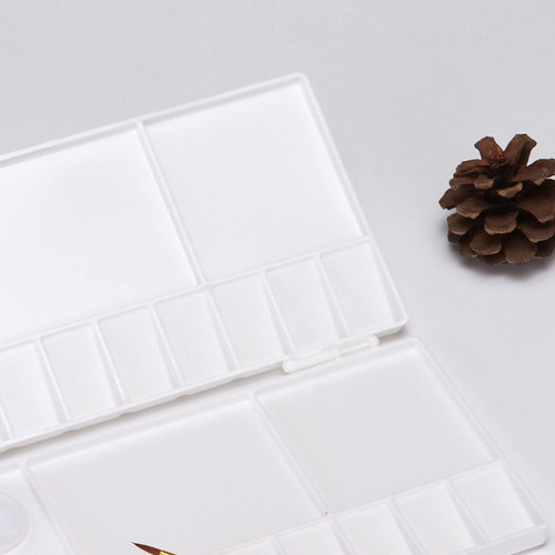 Folding Rectangular Painting Palette, 25 Compartments Plastic Folding Palette Box with Thumb Hole Flip Cover Watercolor Palette for Gouache Acrylic Oil Paint