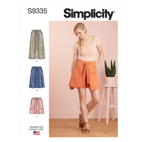 Simplicity Misses Skort and Pull-On Skirt Sewing Pattern Kit, Code S9335, Sizes 14-16-18-20-22, Multicolor