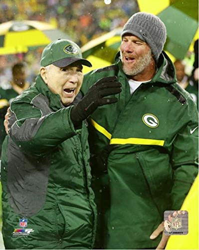 Bart Starr & Brett Favre Green Bay Packers Photo (Size: 8" x 10")