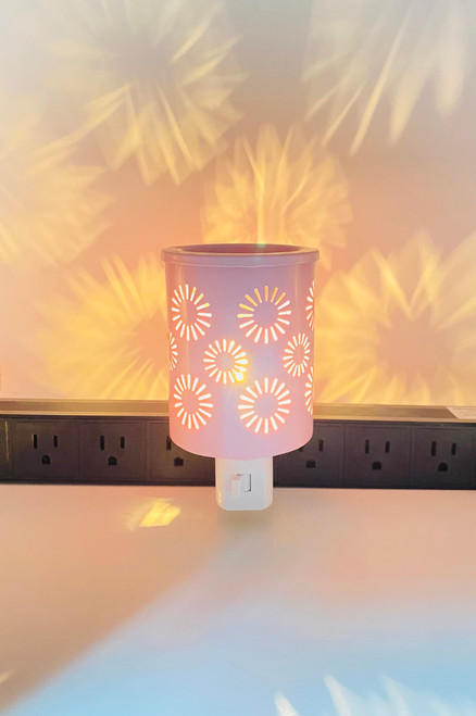 Wax Warmer Small Size Sunflower Metal Wax Melt Warmer,Wax Burner Fragrance Warmer, Plug in Fragrance Wax Warmer for Scented Candle Wax Melts and Tarts (Pink) Wax Warmer Small Size Sunflower Metal Wax Melt Warmer,Wax Burner Fragrance Warmer, Plug in Fragrance Wax Warmer for Scented Candle Wax Melts and Tarts (Pink)