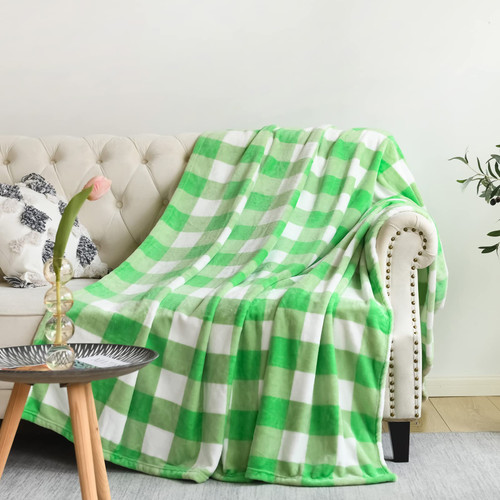NEWCOSPLAY Buffalo Plaid Throw Blanket Soft Flannel Fleece Checker Pattern Lightweight Decorative Blanket for Bed Couch (350GSM-White/Green, Twin(60"x80")) NEWCOSPLAY Buffalo Plaid Throw Blanket Soft Flannel Fleece Checker Pattern Lightweight Decorative Blanket for Bed Couch (350GSM-White/Green, Twin(60"x80"))