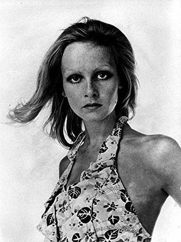 Twiggy Photo Print (8 x 10)
