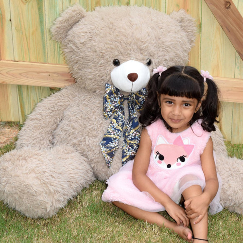 Tezituor Giant Teddy Bear Soft Stuffed Animal, 4 Feet Big Teddy Bear Plush with Bow-tie, Hugging Brown Stuffed Bear for Kids