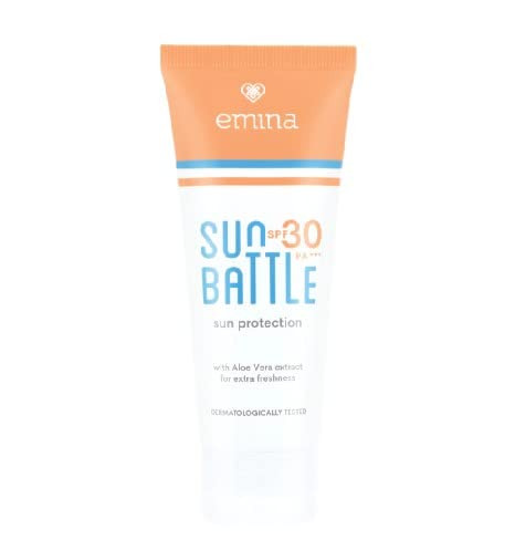 EMINA Sun Battle SPF30 PA+++ 60ml - Emina Sun Battle SPF 30 PA with a light texture, ready to protect you from UV rays.