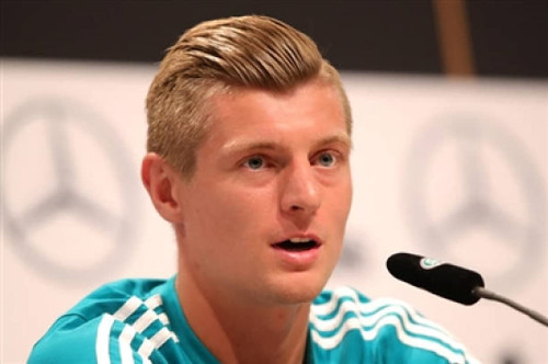 FC Carino Toni Kroos - 24X36 Poster FCA #FCA1599418