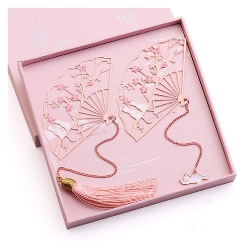 XIAOSAKU Bookmarks Metal Bookmarks Golden Hollow Art Bookmark,Tassel Ceative Small Fresh Bookmarks, Adults Valentines Bookmarks for Book Lovers (Color : A)