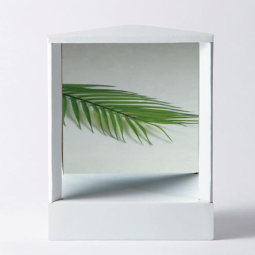 Hesitroad Non Reversing Mirror, Vanity Makeup Mirror Portable True Reflection Triangular Fixed Mirror Desktop Standing Inverted Mirror Cosmetic Mirror for Photo, Modeling Interviews Facial Correction