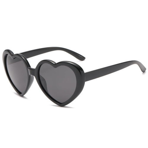 Heart Shaped Sunglasses for Women Men, Oversized Trendy Love Shaped Retro Sunglasses UV400 Vintage Cute Eyewear (Black)