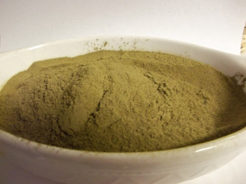 Culinary Ground Basil, 2 oz - One 2 Ounce Pouch of Basil Leaf Powder to Enhance Flavor of Tomato-Based Sauces, Roasted Chicken, Pizza and More, Spice Rack Shop Brand, Sweet Peppery Flavor, Sweet Basil, Fine Ground