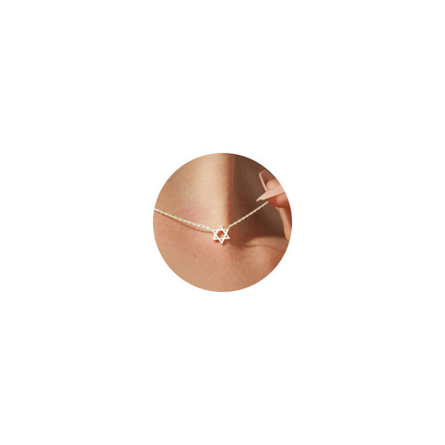 LLWOM Star Of David Necklace For Women ?14K Gold Plated Dainty Gold Necklace For Women Silver Star of David Necklace for Women Simple Jewelry Everyday for Girls LLWOM Star Of David Necklace For Women ?14K Gold Plated Dainty Gold Necklace For Women Silver Star of David Necklace for Women Simple Jewelry Everyday for Girls