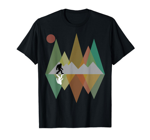 Bigfoot design Retro Mountain Bigfoot Sasquatch Yeti T-Shirt