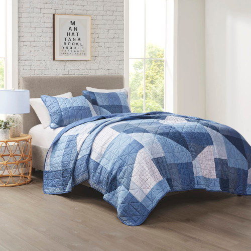 Intelligent Design Skyler Reversible Quilt Set - Classic Diamond Quitling with Patchwork Print, Pre-Washed Coverlet with Cotton Filling, Cozy Bedding Layer, Matching Sham, Full/Queen Blue 3 Piece