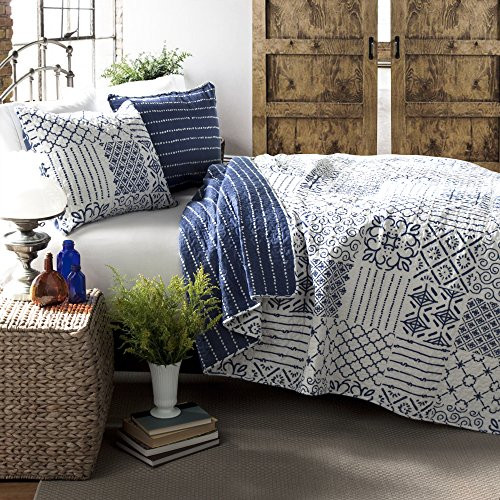 Lush Decor Monique 3 Piece Reversible Print Pattern Blue Quilt Set, King,