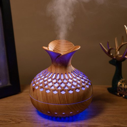 BAGLEV Mini Humidifiers for Bedroom, Cool and Warm Mist Humidifier with 7 Colors LED Night Light, 300ml,Super Quiet, USB Desktop Humidifier for Car, Office, Bedroom (Light Wood)
