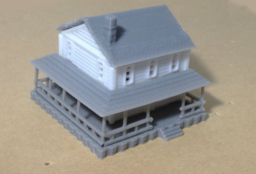 Train Railway Layout Country 2-Story House White Z Scale 1:220