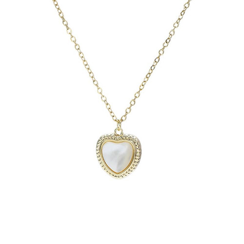 Gold Heart Necklace Love Heart Pendant Shell Necklaces for Women Teen Girls Dainty Gold Charm Necklaces 14K Gold Plated Trendy Jewelry Anniversary Birthday Valentines Christams Gifts for Her