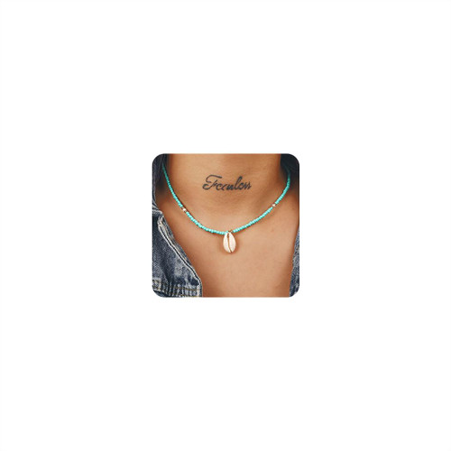 Shell Beaded Choker Necklace Boho Shell Choker Necklace Shell Bead Necklace Turquoise Bead Necklace Shell Pendant Necklace for Women and Teen Girls