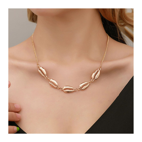 Bohemian Shell Pendant Necklace Metallic Seashell Choker Necklace Gold Cowrie Choker Necklace Chain Ocean Shell Necklace Choker Jewelry for Women and Girls Bohemian Shell Pendant Necklace Metallic Seashell Choker Necklace Gold Cowrie Choker Necklace Chain Ocean Shell Necklace Choker Jewelry for Women and Girls
