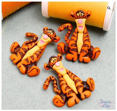 The Disney Winnie The Pooh Collection by Buttons & Embellishments - 3 Pieces - Tigger