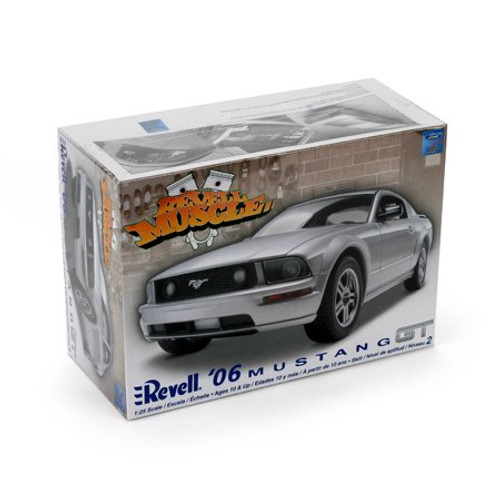 Revell 1:25 '06 Mustang GT