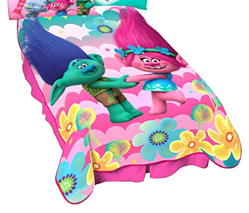 Dreamworks Trolls BFF Blanket